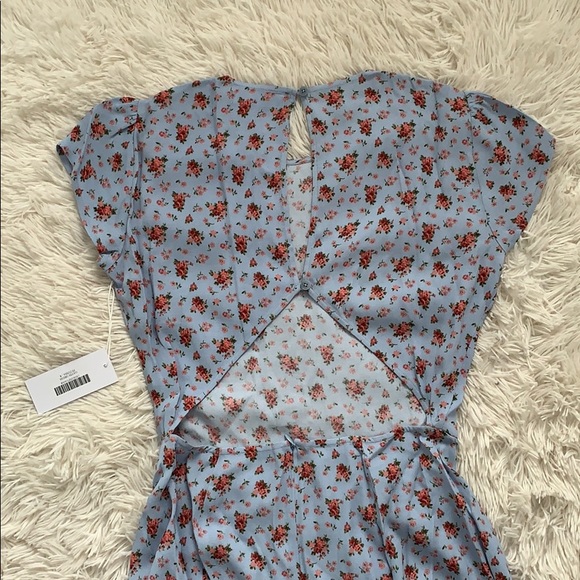 New reformation gavin dress in petunia Sz 8 - Picture 9 of 10